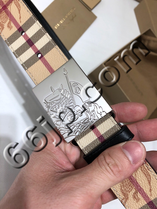バーバリーベルト細部ディテール